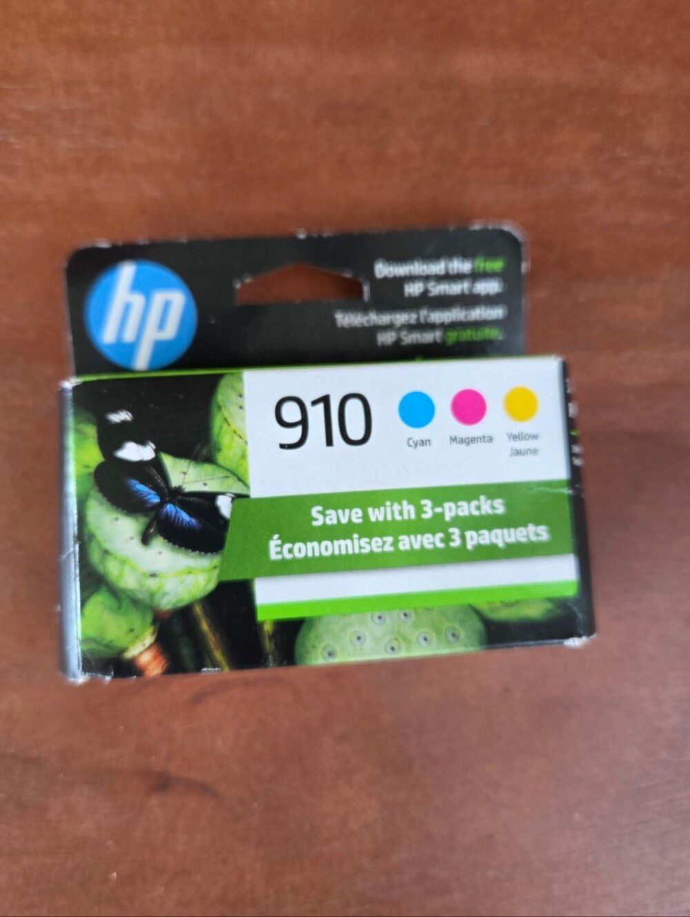 HP 910 Multi color Ink French New in Box Sealed Exp Mar 2027